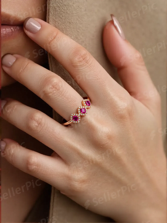 Rosé Radiance Trio Ring