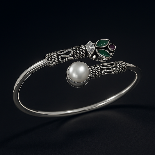 Mystic Pearl Blossom Kada