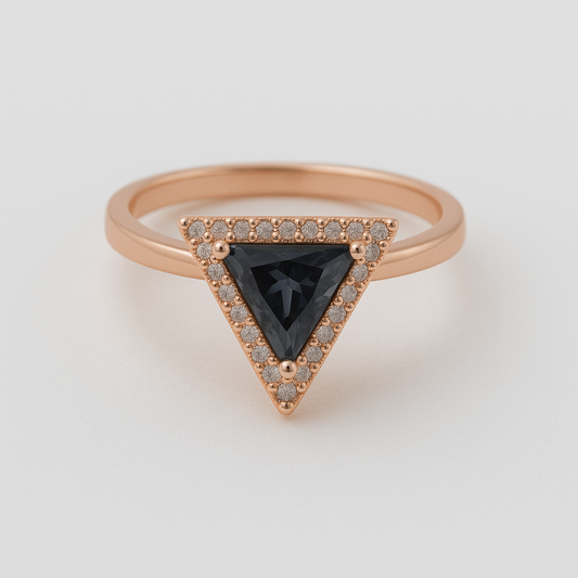 Noir Tria Elegance Ring